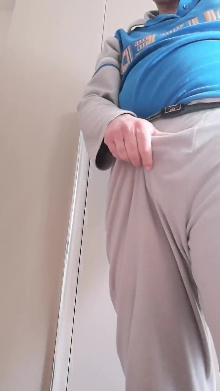 Setesesso7: Elimin sert, şişmiş penisimde sarstığı sesi duyuyorsun