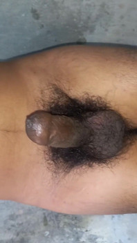Apretado prepucio phimosis polla primer plano meando y sacudiendo