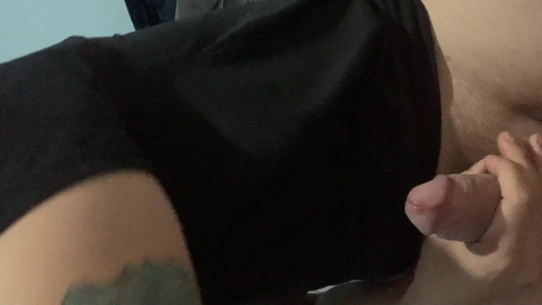 Neitan Safado: Masturbazione Con La Mano Con Sborrata a Fuoco