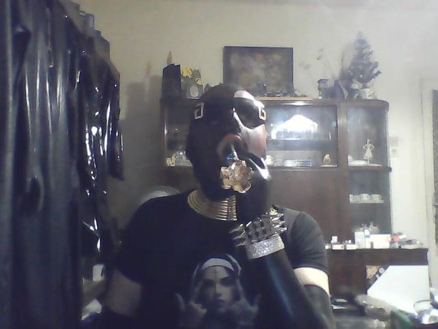 Latex Smoking 3 (Latex Peti)