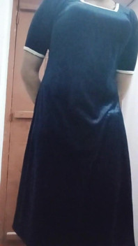 Hintli eşcinsel travesti gaurisissy blue salwar kurta'da azgın hissediyor