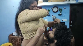 मल्लू लड़की हॉट रेड हाफ साड़ी रोमांस और बॉय फ्रेंड के साथ सेक्स