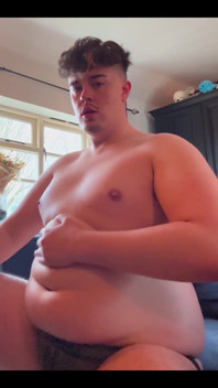 Extra široký