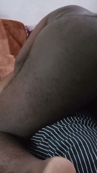 Meine Frau sagte, sie würde sie mich ficken lassen, wenn ich sie auf meine Flitterwochen mitgenommen hätte, also tat ich es; Deine schwägerin ist wirklich gut im bett