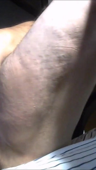 Hung extra tlustý hřebec střílí