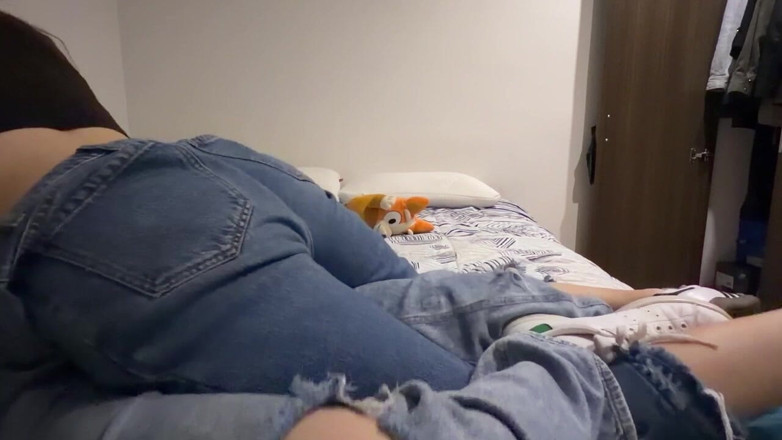 scarlettandc: 부츠와 운동화를 입은 발 페티시