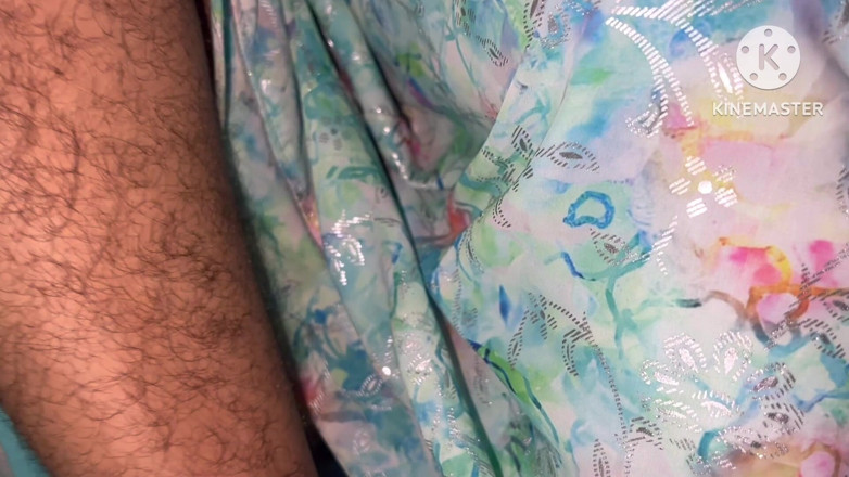Indianbhabhi141: Desi vesnická holka Těsná kundička XXX video, Desi vesnická sexy...