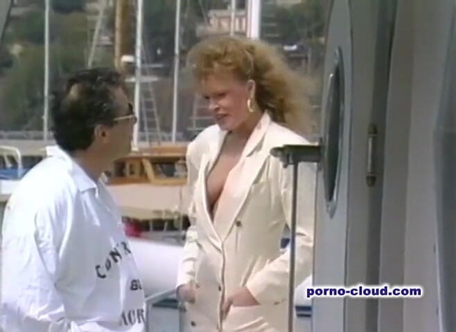 Porno Cloud: The winner take it all pussys