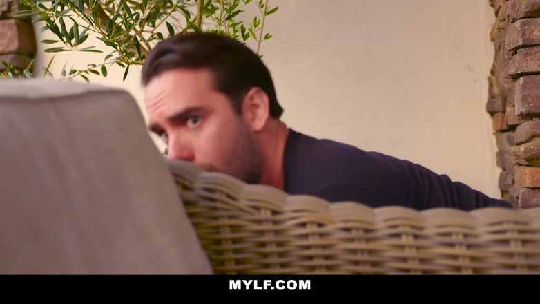 Mylf Official: MILF spandex sex