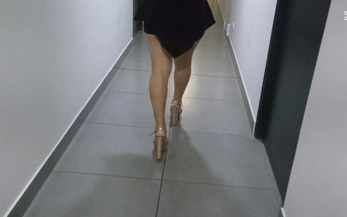 Mar del sexo: Tôi đưa một cô gái latinh mông to đến căn hộ của...
