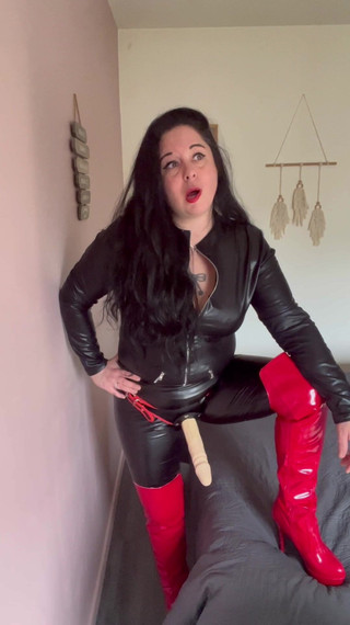 Maitresse Clara: 8 hodin pod mým rozkazem...