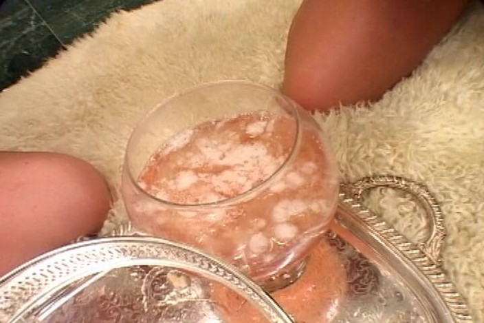 Vintage Babes: Festa da foda com duas loiras milf com tesão