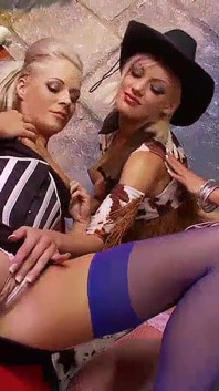Sesso e perversione per un gruppo di scambisti # 1 - film completo