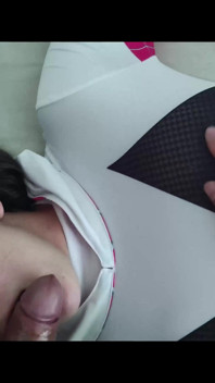 Spidergwen svázaná dostane opravdu dobré šukání