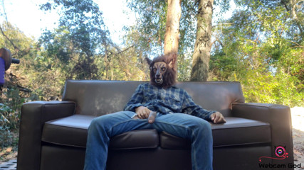 Arthur Eden aka Webcam God: There's a werewolf on my couch (4K)