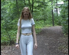 YOUR FIRST PORN: Nancy a 雀斑女孩