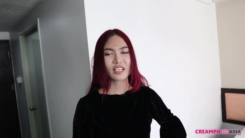 Creampie In Asia: Memeknya pas dengan penisku