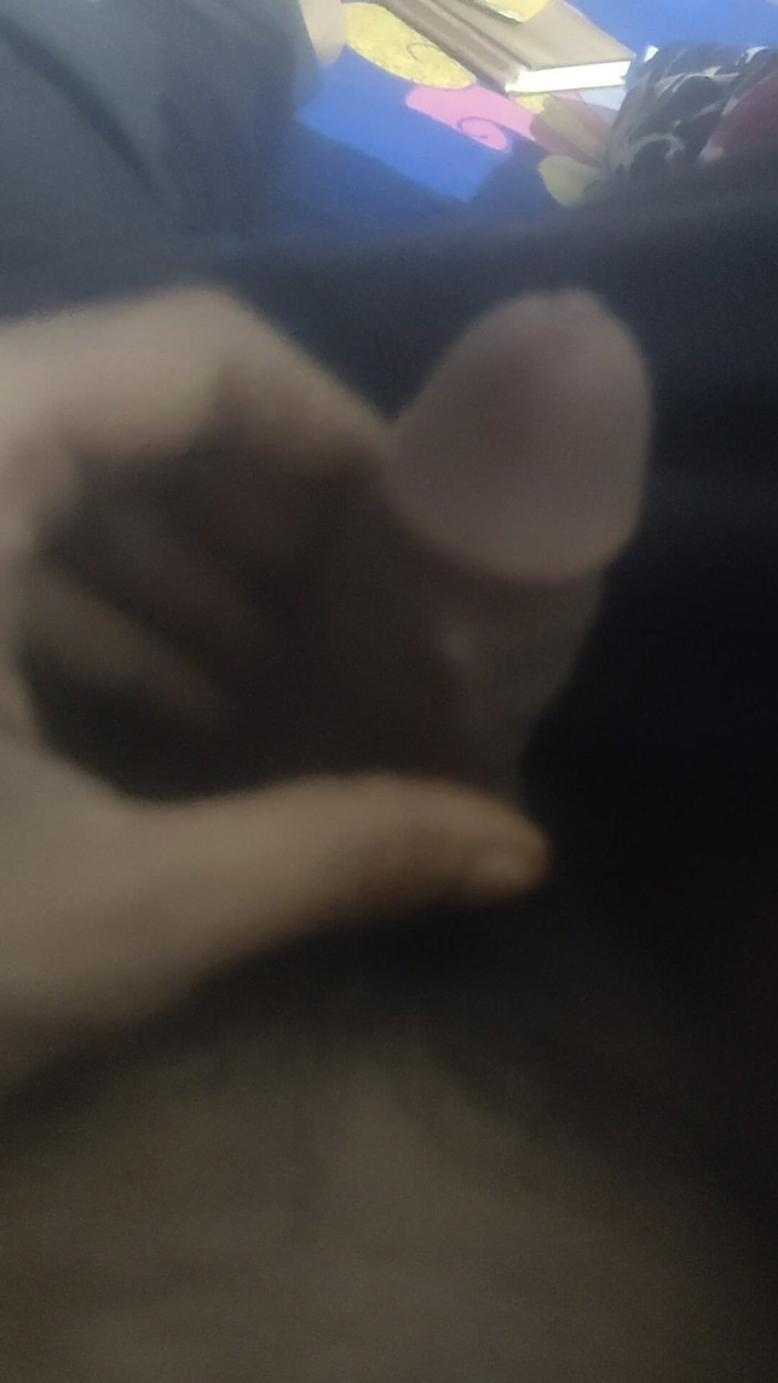 Gigolo Tv: Susuzluğumu giderebilecek biri var mı?