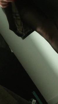 Pornstart Dominasi Kulit