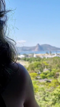 Ejaculare uriașă! Futai în Rio De Janeiro!