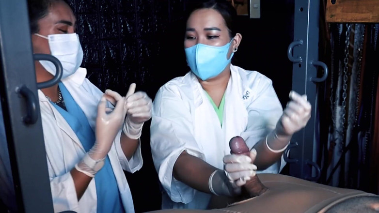 DominaFireOfficial: Sessioni di CBT mediche da due infermiere