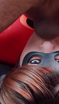 Elastigirl'ün yüzünü sikiyor