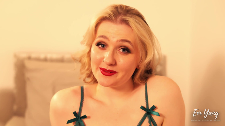 Em Yang: POV: Sólo hra s chodidly a kundičkou