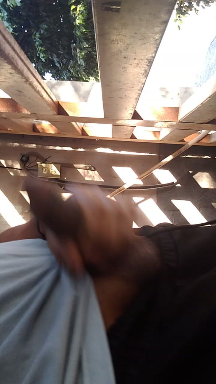 AlexAlejandro13: Masturbando na Minha Casa