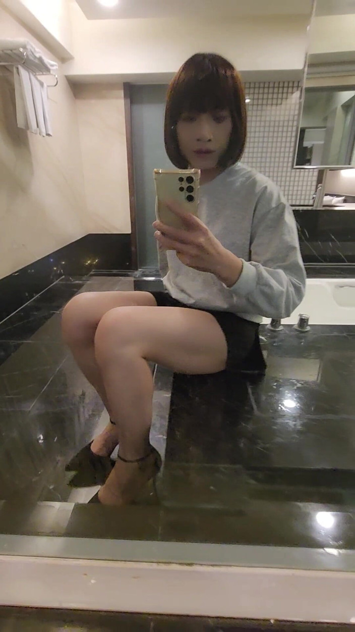 Taiwancdgirl: Líbí se ti tento styl vysokých podpatků?