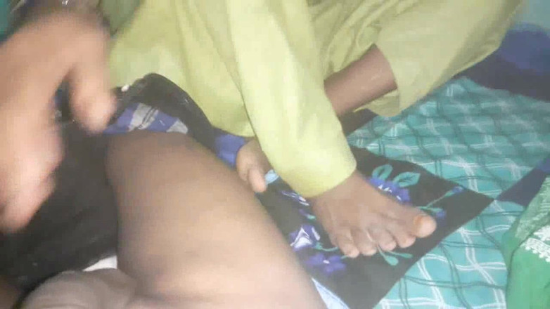 Bhabhi: Le mari et la femme Hind Icouple adorent le hindi...