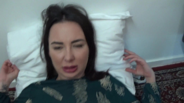 Amateur Homemade Porn: Turkish Big Ass Stepmom Fucked by Her Stepson While Her...