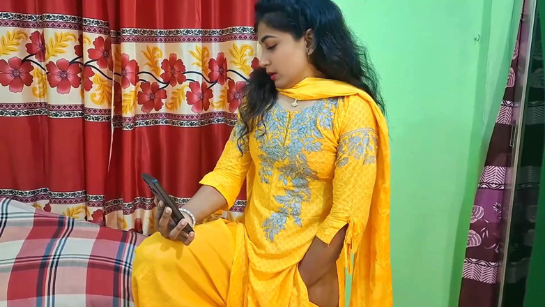 Laila xxx porn169: Adik tiri desi saya menjolok pepeknya, saya membantunya dengan zakar...
