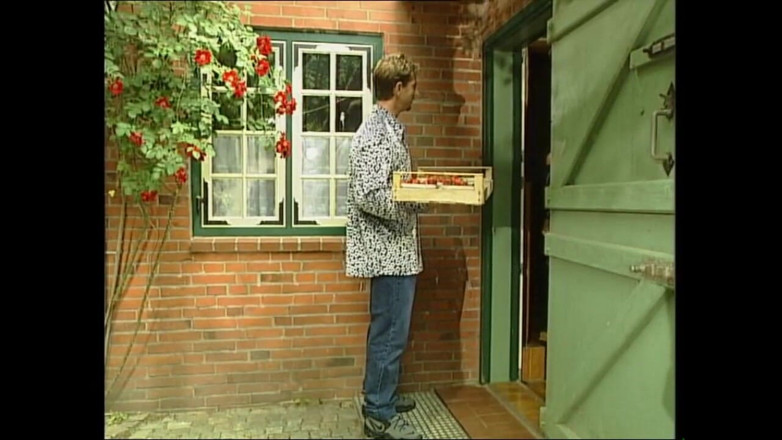 MMV films - The Original: Des baiseurs allemands se tapent des salopes sexy à gros nichons...