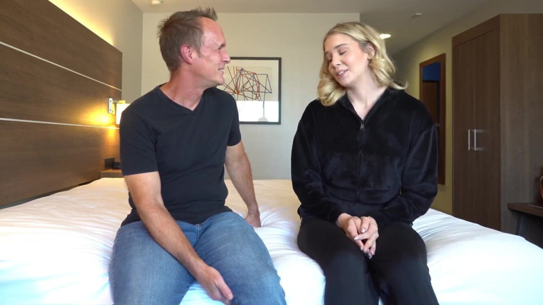 DCTrousersnake: ลุงแก่เย็ดตูด Sophia Sterling - วิดีโอเก่าเล่นบทสอนเย็ดตูด