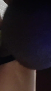 Joven cornudo mira a su novia de 18 años con coño peludo follada por mi bbc