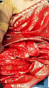 Kiracı Hintçe seste sert ev sahibinin karısını sikiyor