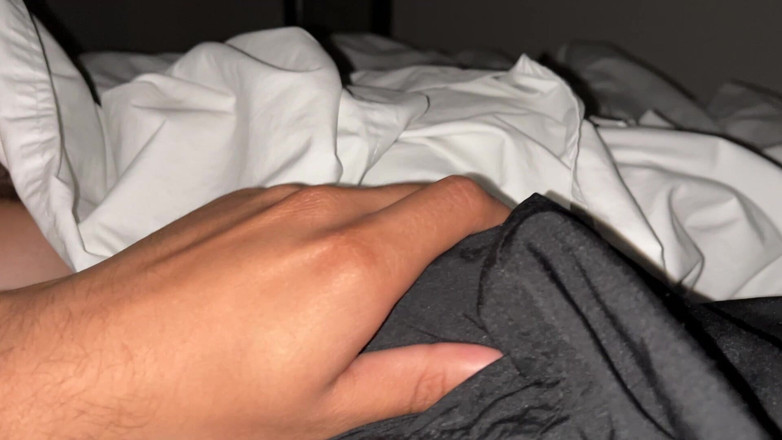 Levi Solen: Кінчаю на велику дупу моєї гарячої зведеної сестри