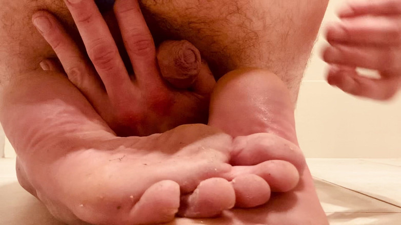 Pft: Kaki, pantat dan mainan prostat saya