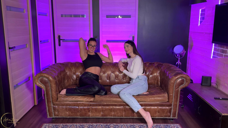LeaPam: Two Bisexual Sluts Fuck and Lick Each Other Before a...