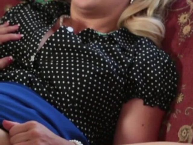 3 Blond Models Lesb Orgy (Lezdom Austria)