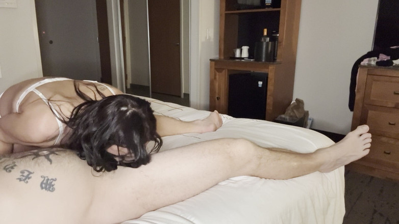 Tyr Erikkson: Elle adore la bite dans la bouche