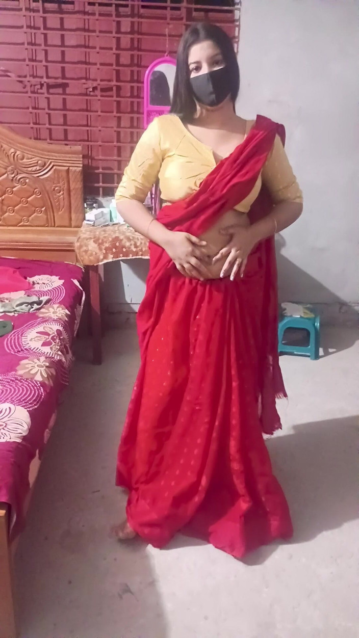 Taniyaxx: バングラの継母の手コキ