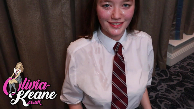 Olivia Keane: นักเรียน 18 ปี Olvia Keane ดูดควยผู้ชายเต็มห้อง