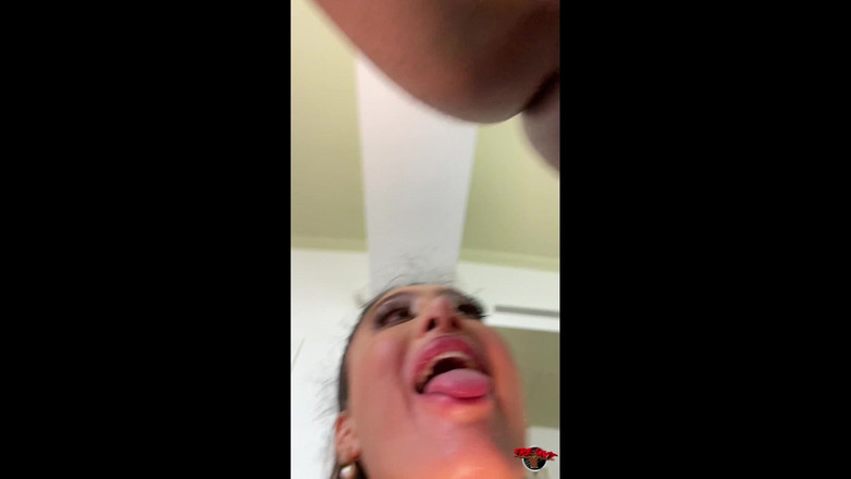 Freaky T: Indische schlampe isst arsch