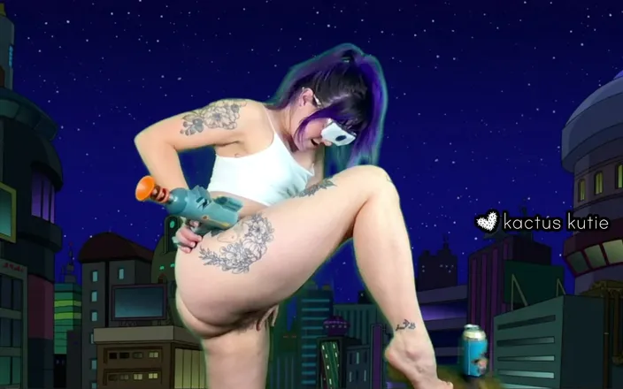 Kactus kutie: Leela Pisses and Cums Live