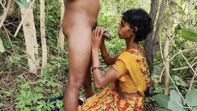 Graju1244: A Hottest Girl Was Gone to Her Owner Work to...