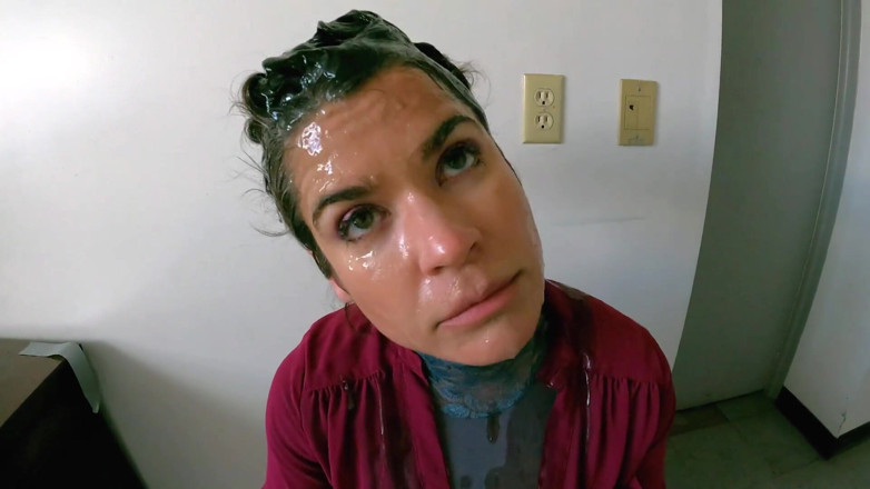 Sammi Starfish: Suck for service