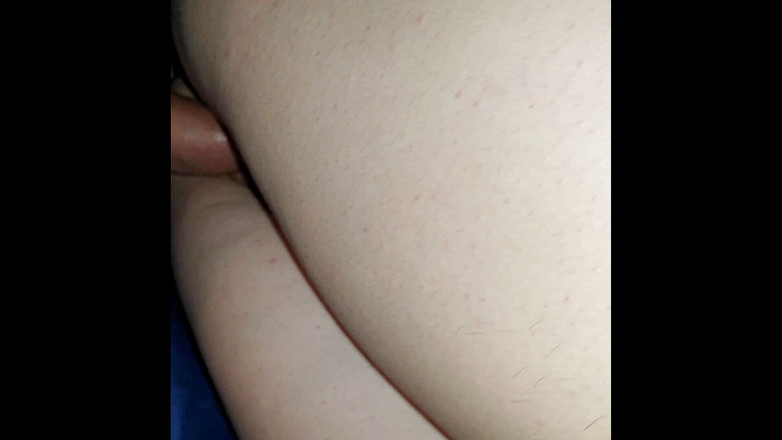 SexInCrimes: Azgın üvey kız kardeşimi kocası uzaktayken sikiyorum. Karnına boşalmama bayılıyor.