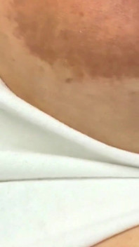 Rakaman dekat orgasme pepek saya semasa menunjukkan labia besar saya dan menggesel kelentit besar saya pepek merah jambu ketat saya