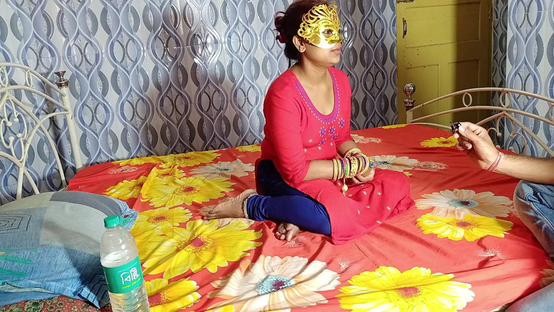 FireeCouple: 결혼 후 학생을 집으로 남겨둔 선생님